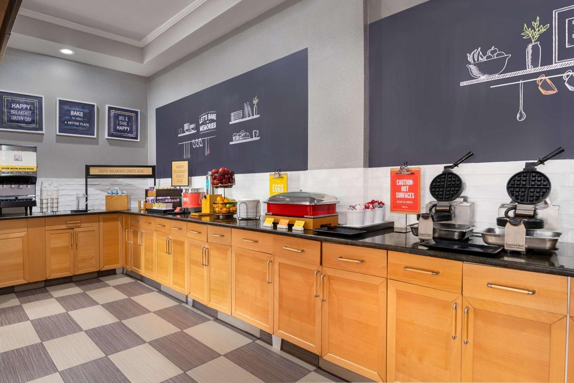 Hampton Inn & Suites Stamford Bagian luar foto